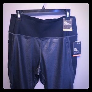 Gap Sculpt Revolution 7/8-length Legging.